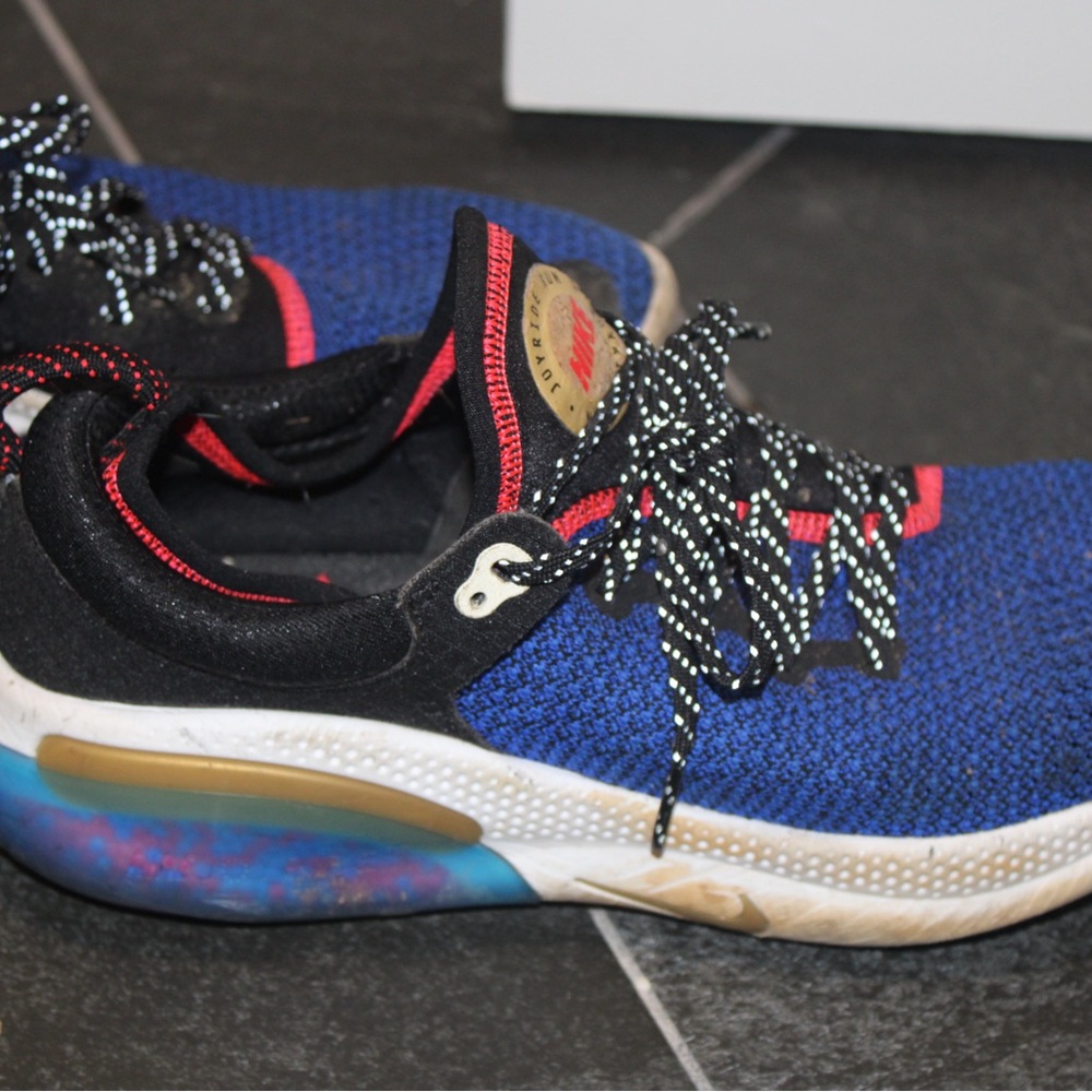 Nike Joyride Run Flyknit – Light Photo Blue / Black / Red Orbit – Men’s 9/9.5